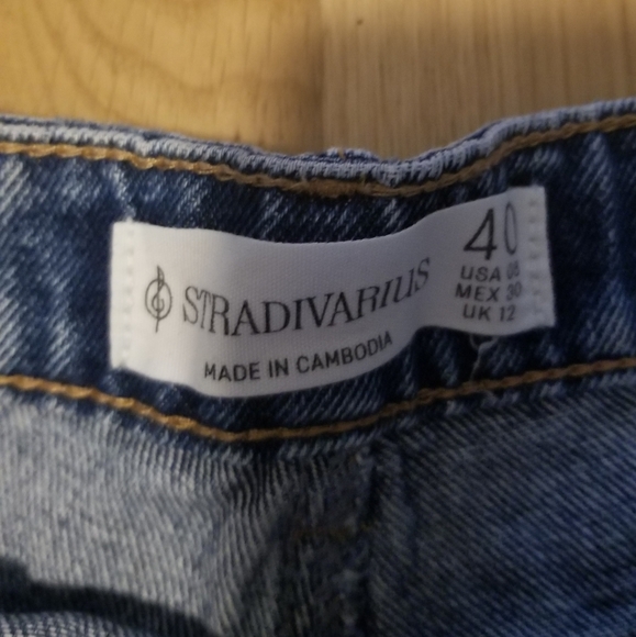 Denim shorts stradivarius - Picture 3 of 3